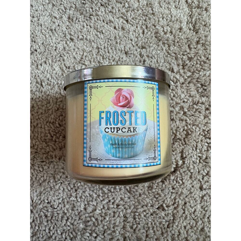 Bath and Body Works Frosted Cupcake Candle